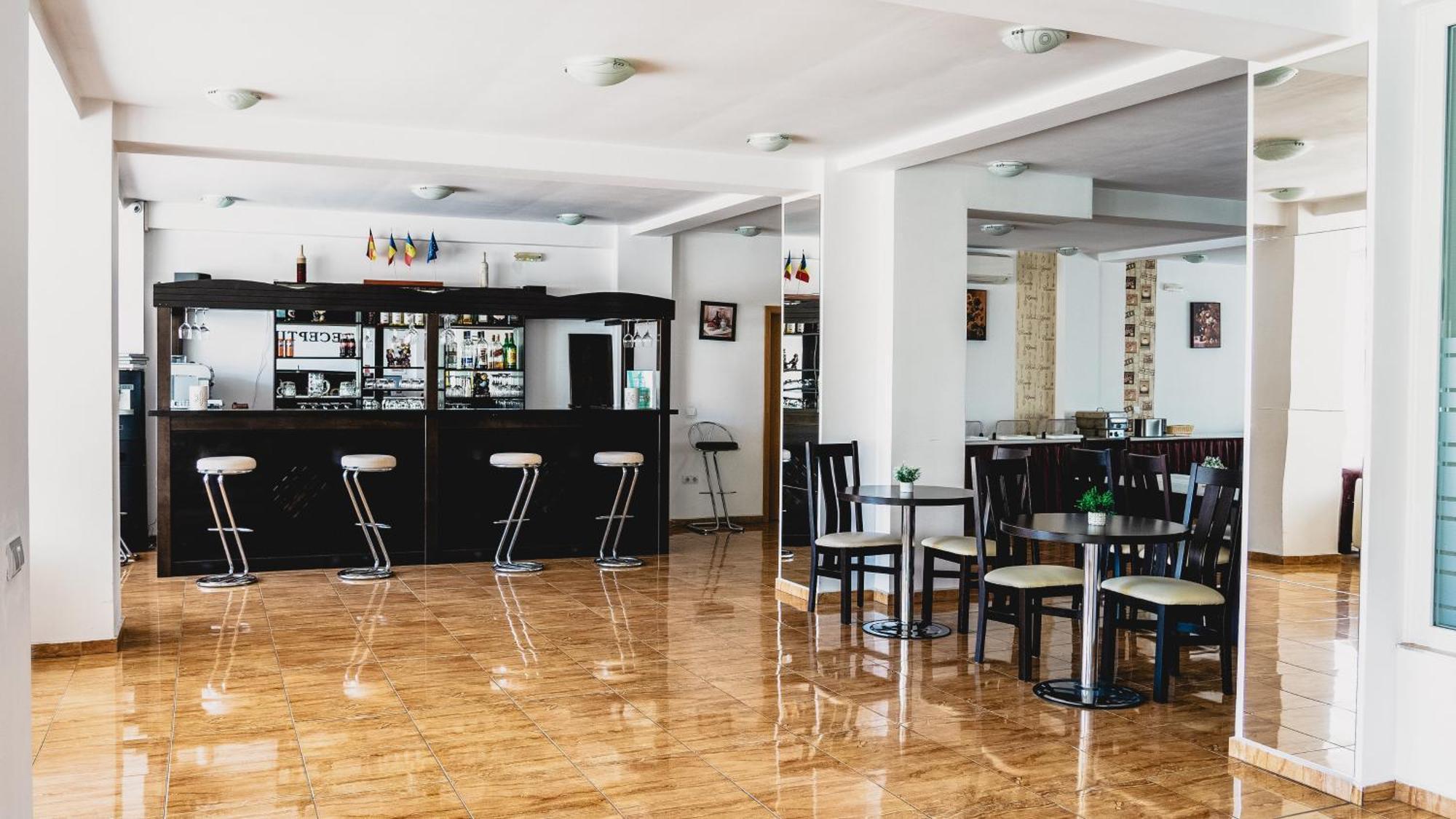 סיביו Hotel Eden מראה חיצוני תמונה