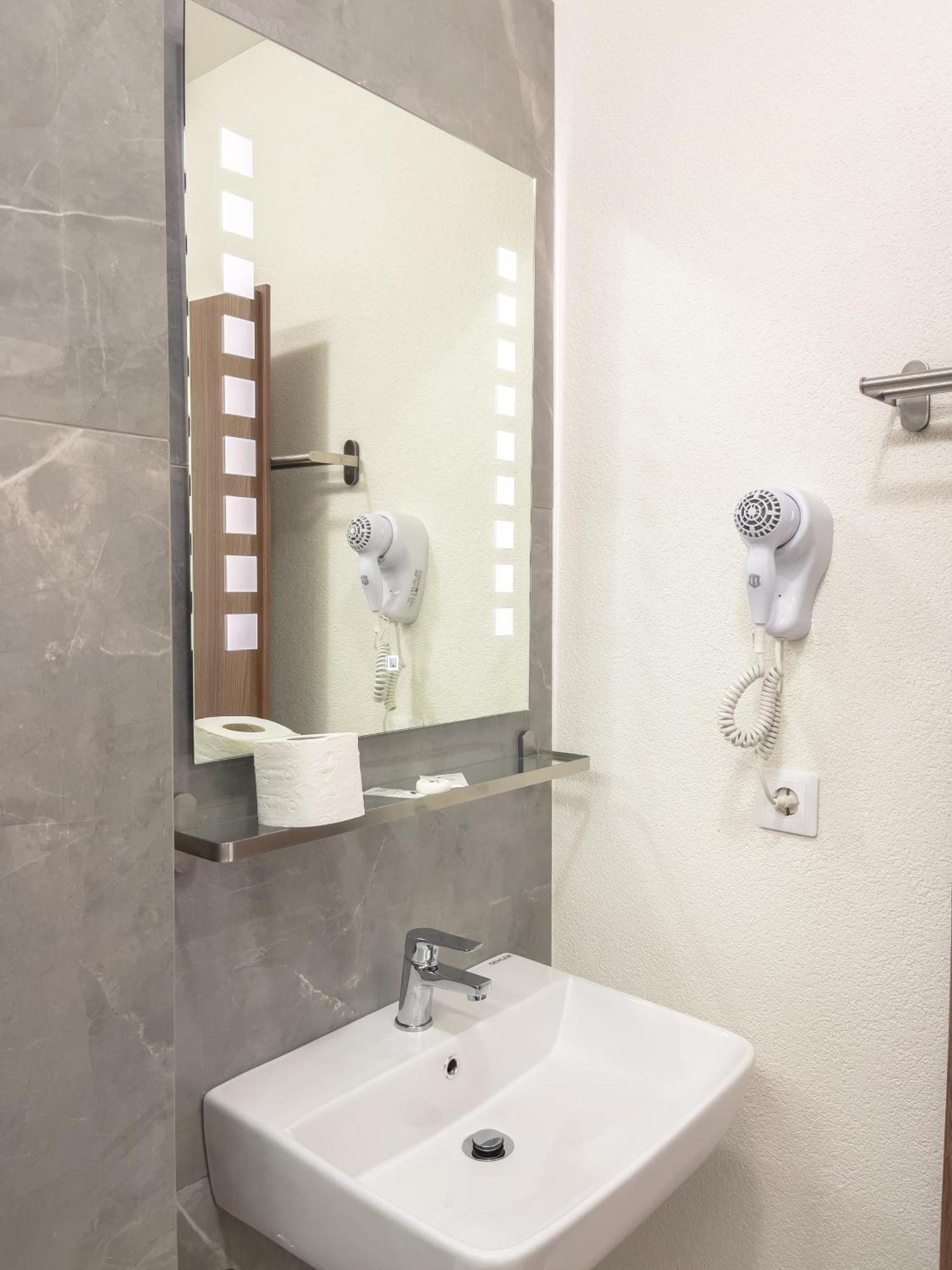 סיביו Hotel Eden מראה חיצוני תמונה