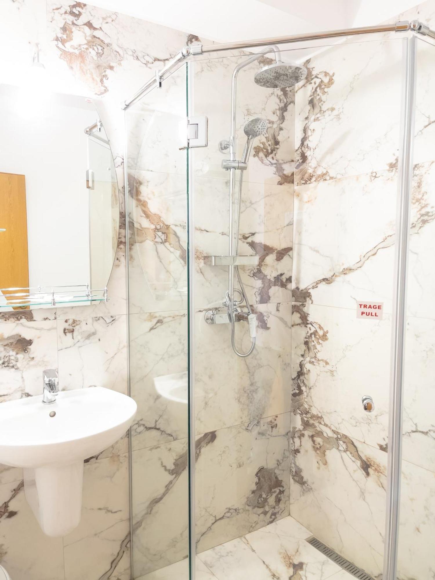סיביו Hotel Eden מראה חיצוני תמונה
