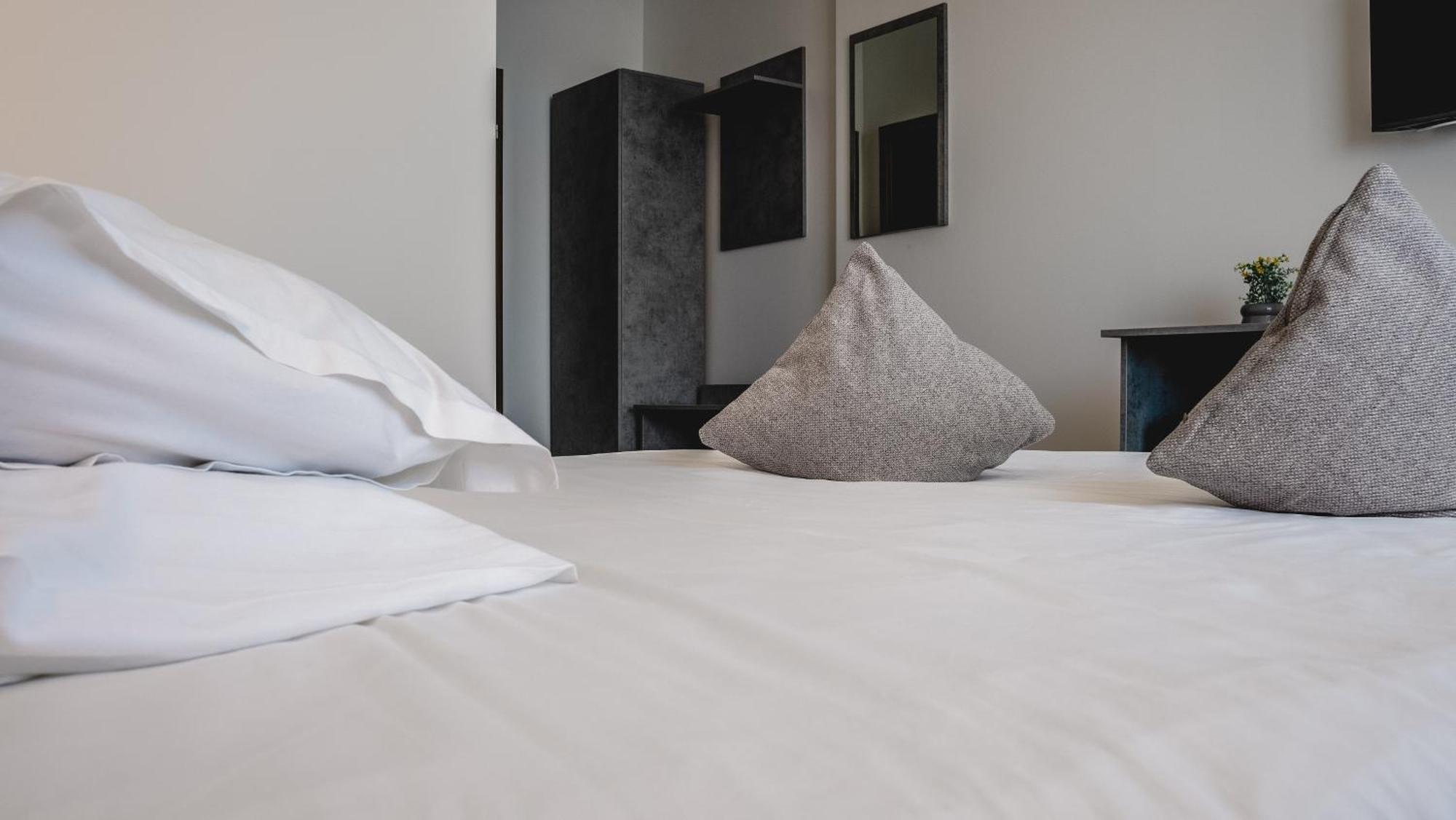 סיביו Hotel Eden מראה חיצוני תמונה