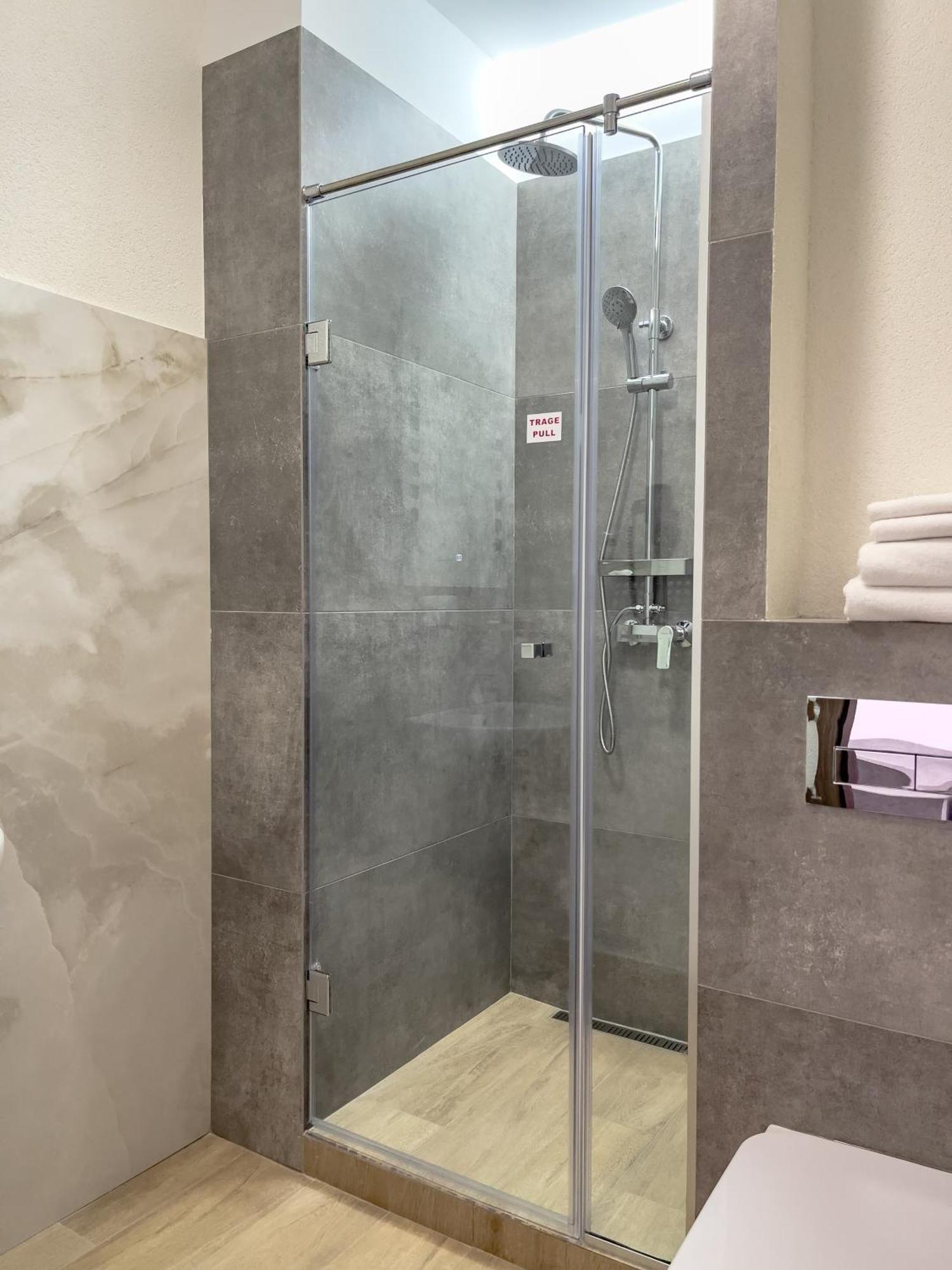 סיביו Hotel Eden מראה חיצוני תמונה